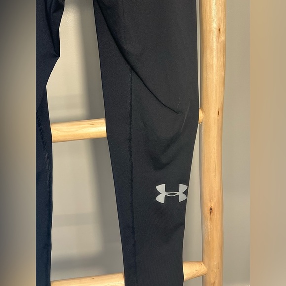 ✨Under Armour Large Black Performance compression Leggings - Picture 3 of 6